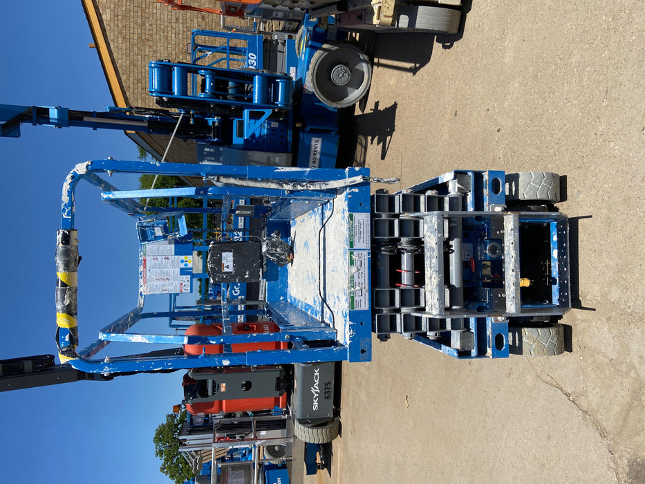 2019 Genie GS-1930 Fixed Rails with Chain Entry