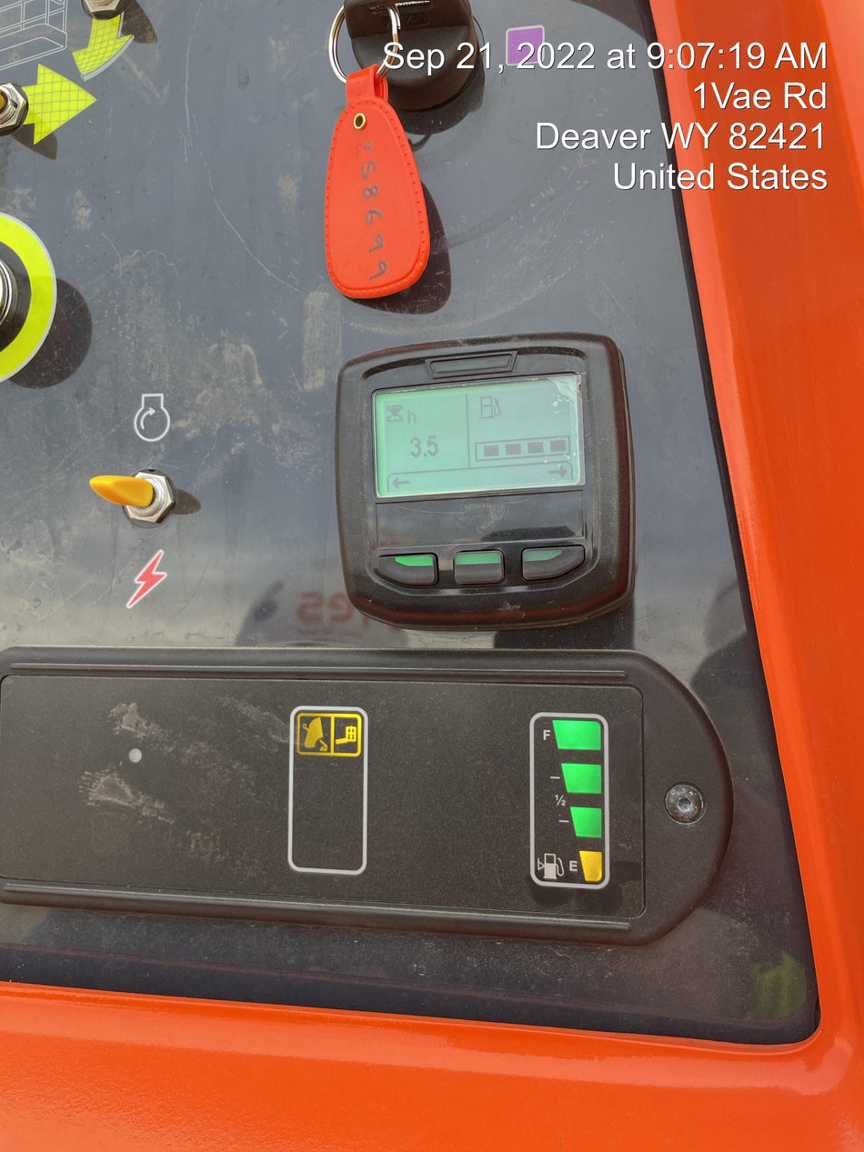 2022 JLG 660SJ