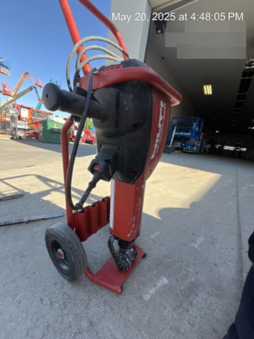 2020 HILTI TE 3000-AVR