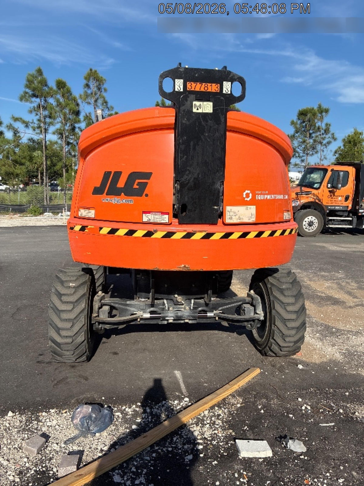 2023 JLG 460SJ