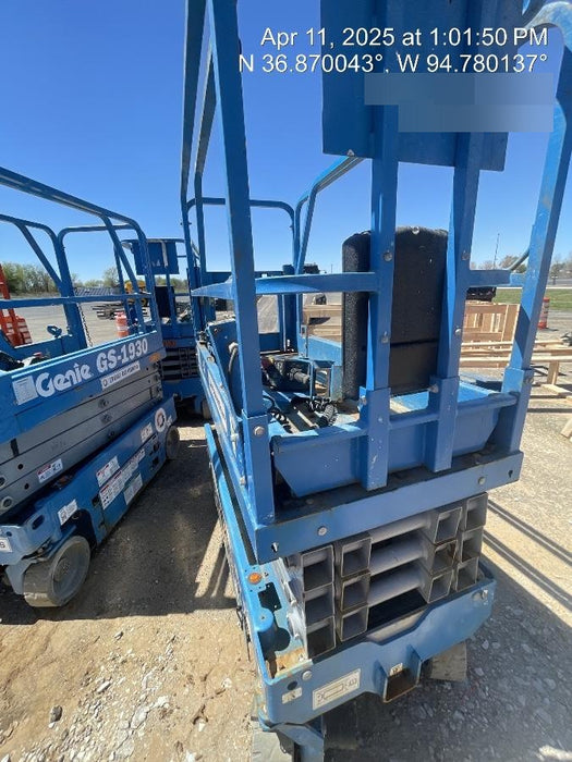 2020 Genie GS-1930 Solid Non Marking Tires, Beacon, Folding rails with half height swing gate