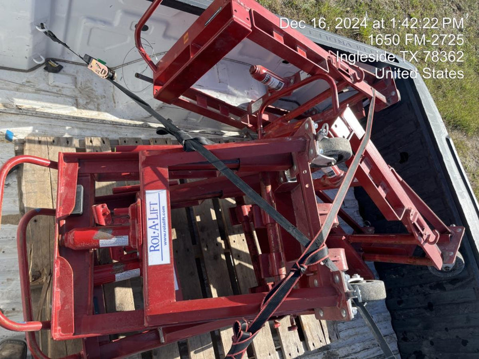 2022 ROL-A-LIFT M-6