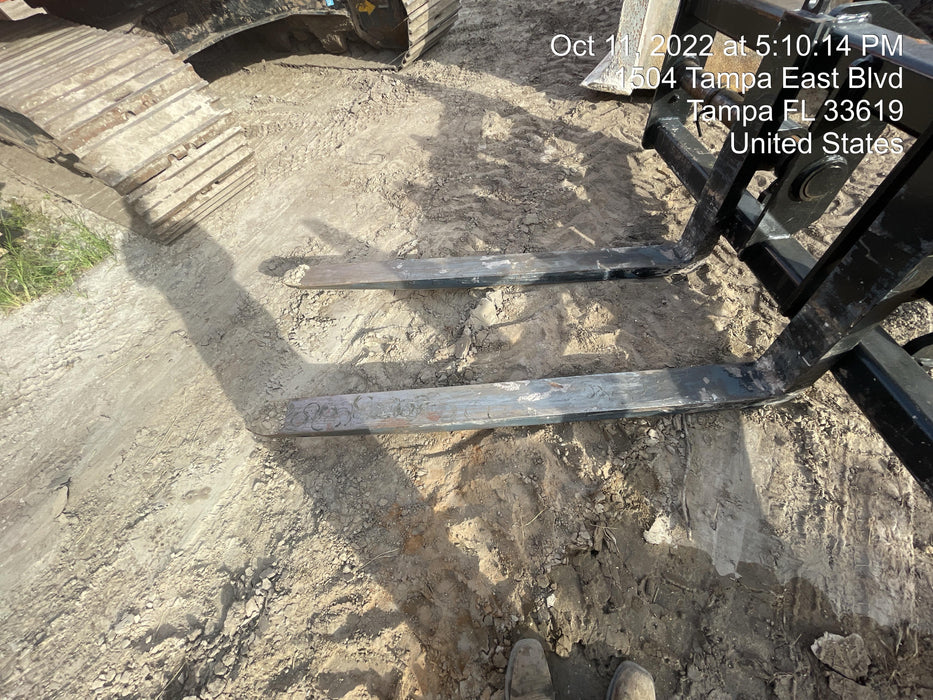 2022 PEMBERTON 72" Utility Forks