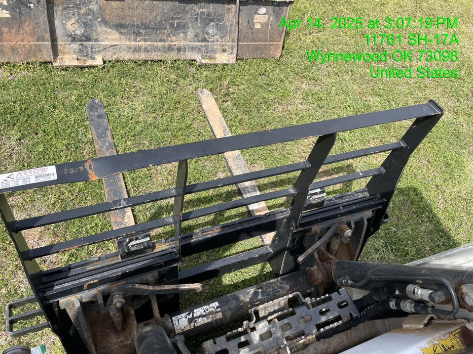 2024 ARROW MATERIAL HANDLING 48" Pallet Forks - Arrow