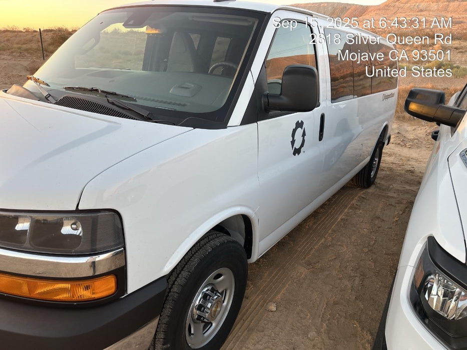 2025 CHEVROLET Express Van - Rental