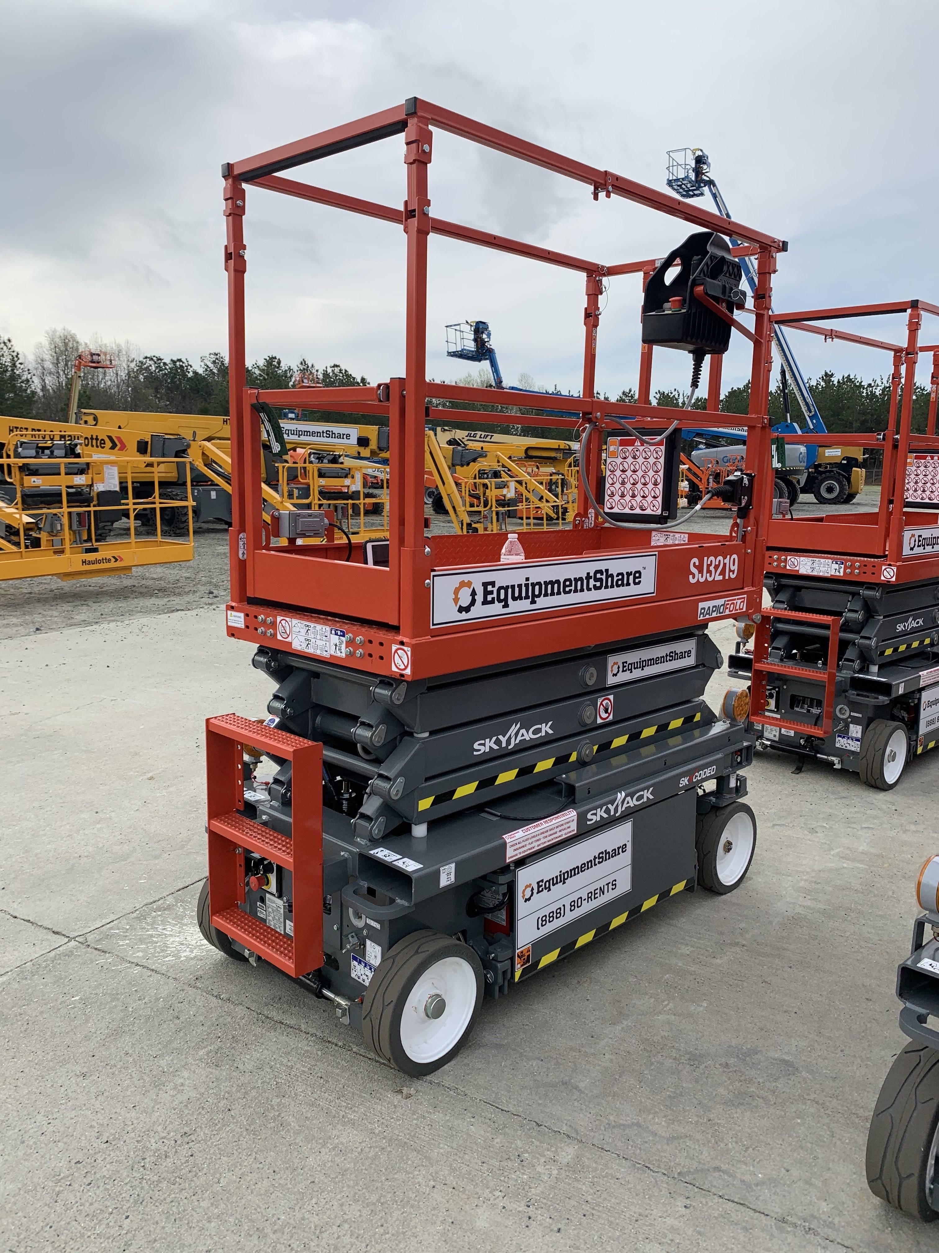 2021 SKYJACK SJ3219