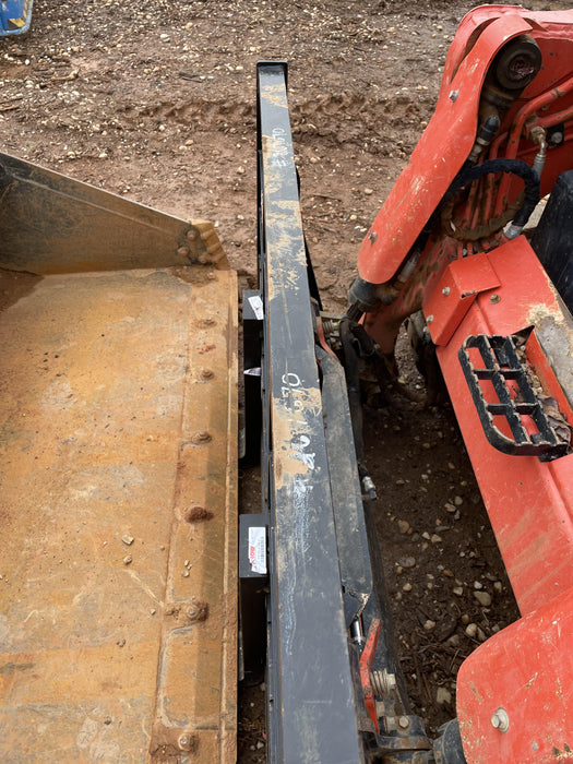 2022 ARROW MATERIAL HANDLING 48" Pallet Forks - Arrow