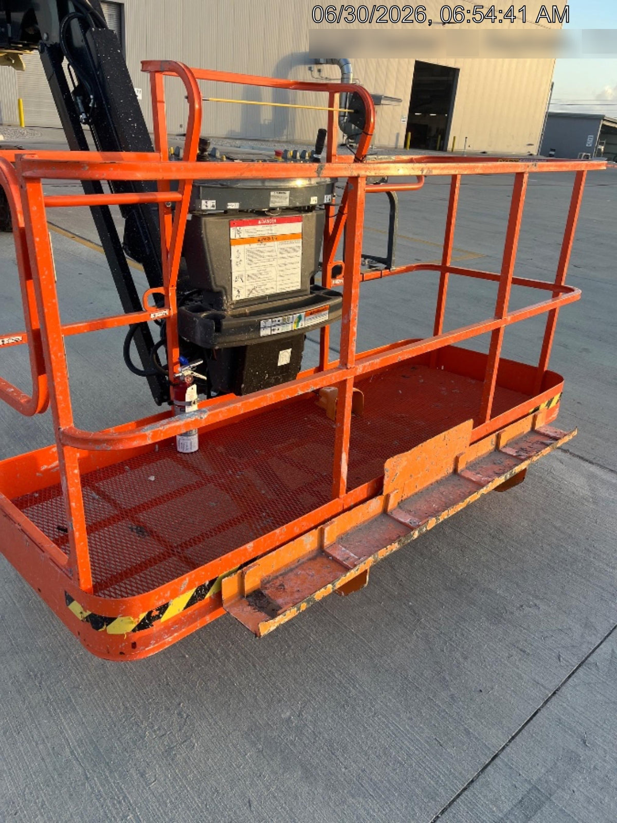 2025 JLG 660SJ