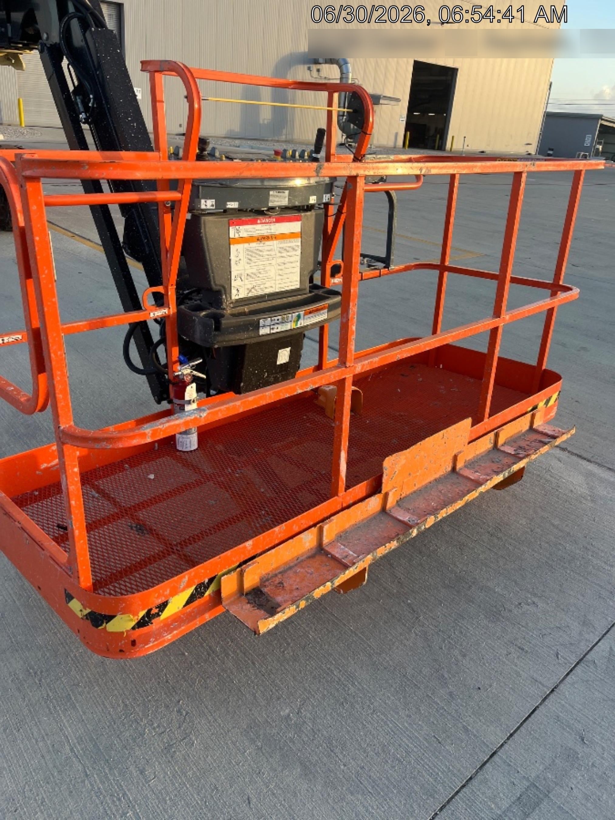 2025 JLG 660SJ