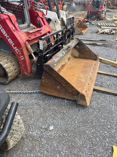 2025 ARROW MATERIAL HANDLING 48" Pallet Forks - Arrow
