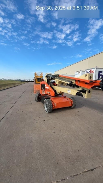 2019 JLG E450AJ