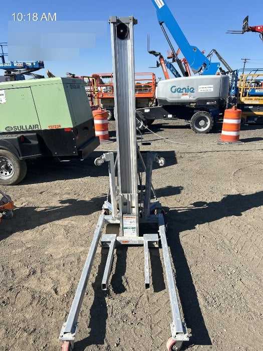 2023 GENIE SLC-24