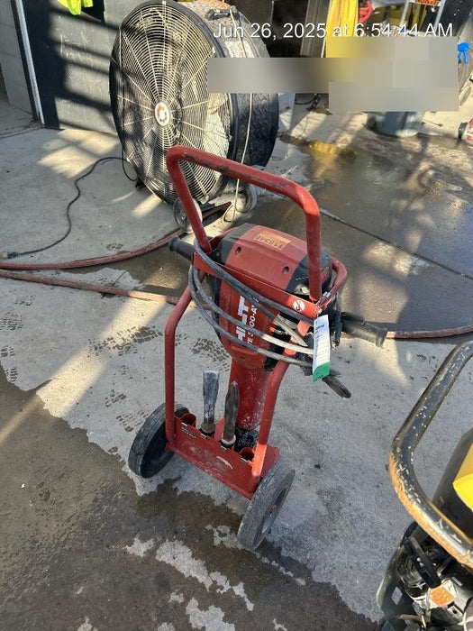 2020 HILTI TE 3000-AVR