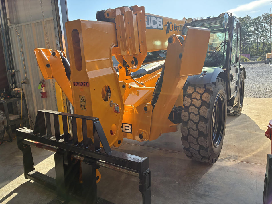 2026 JCB 512-56