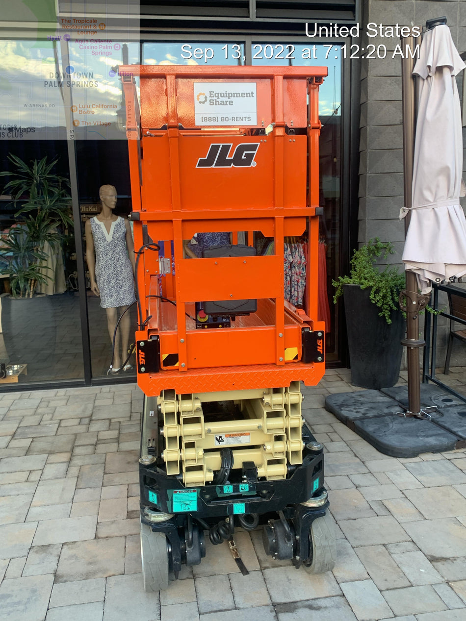 2022 JLG ES1932