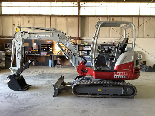 2021 Takeuchi TB235-2R Canopy, Rubber Tracks, Manual QC