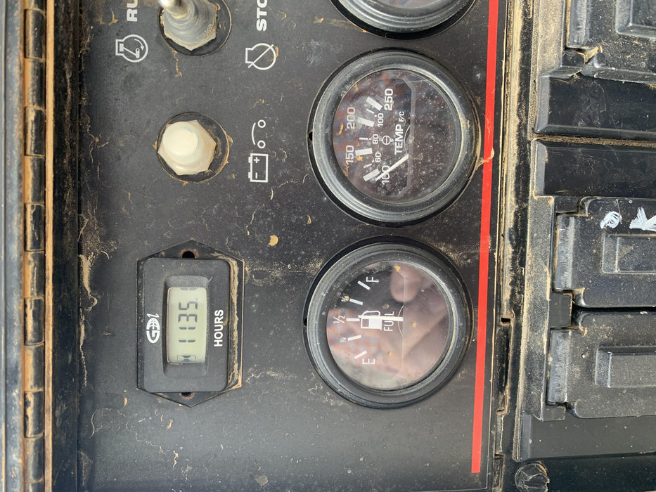 Lincoln Electric Vantage 322 Lincoln Vantage 322 Welder w/Trailer