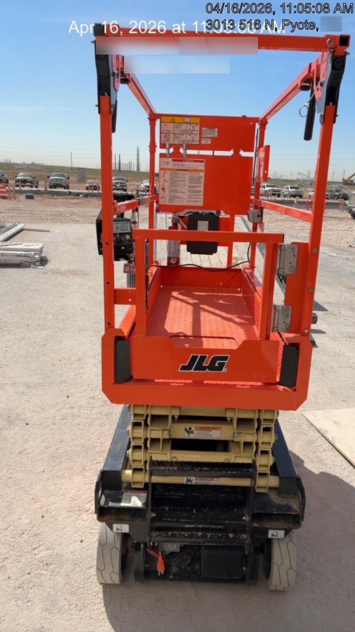 2025 JLG ES1932