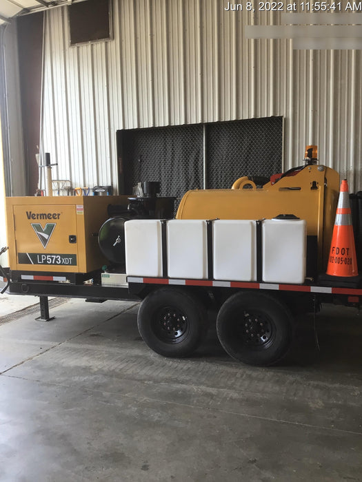 2022 Vac-Tron LP573XDT T4 Koehler Diesel Engine, 500 Gallon Debris Tank, x2 100 Gallon Water Tanks