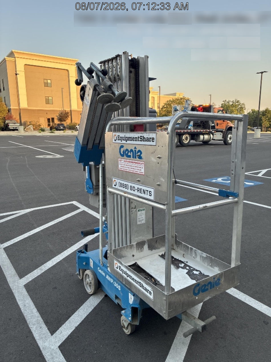 2019 GENIE AWP-30S