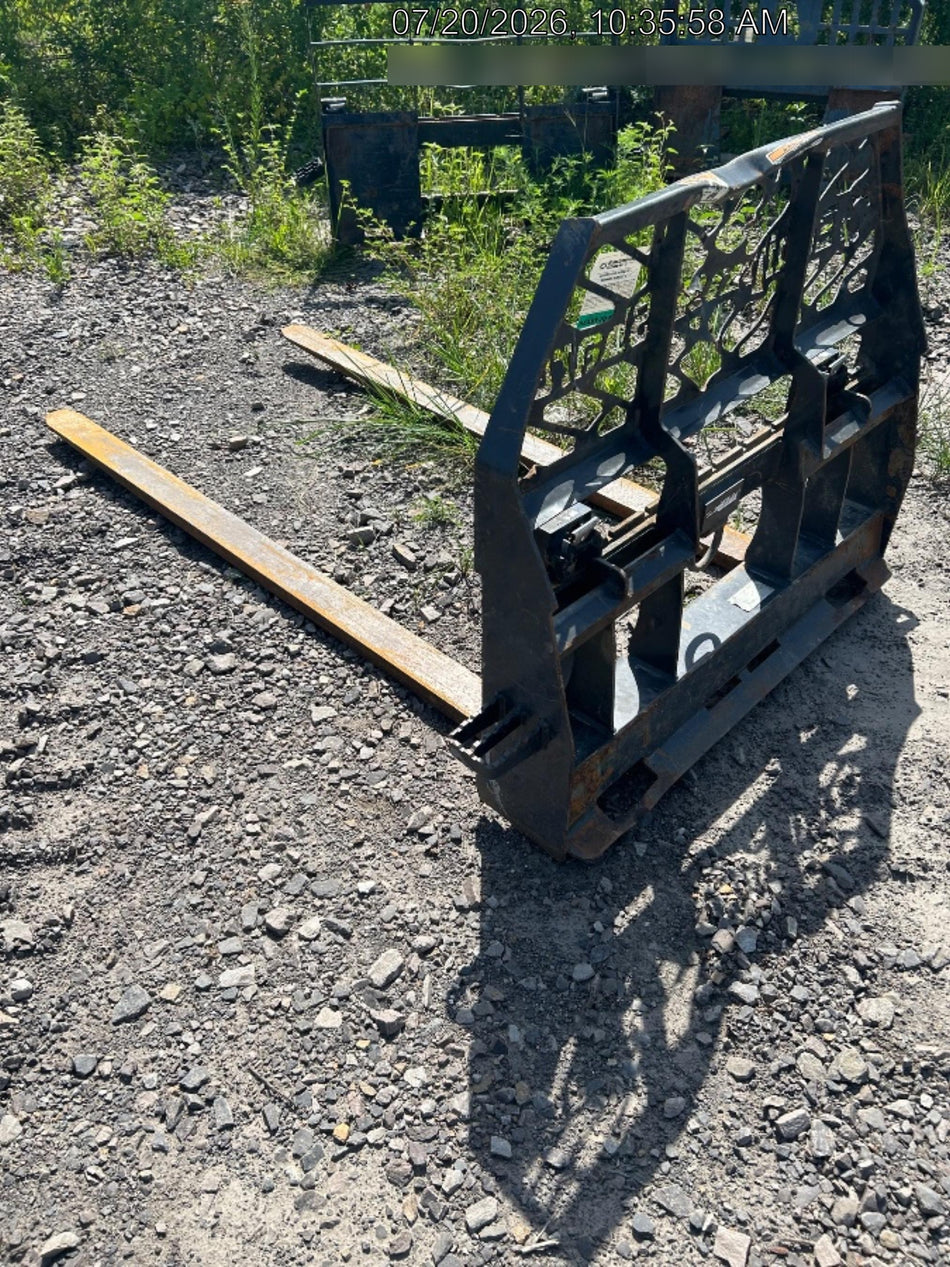 2022 PALADIN 48" Pallet Forks - Paladin