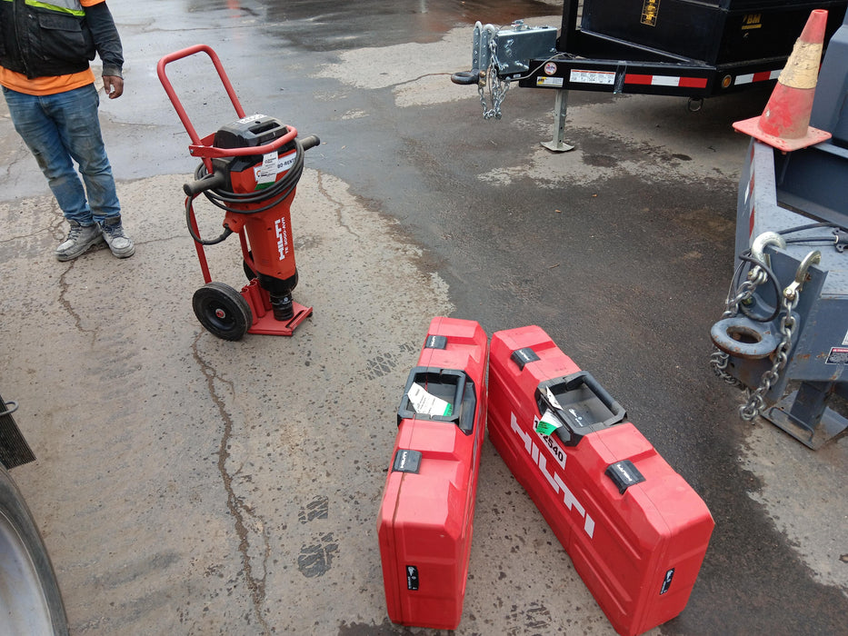 2020 HILTI TE 1000-AVR
