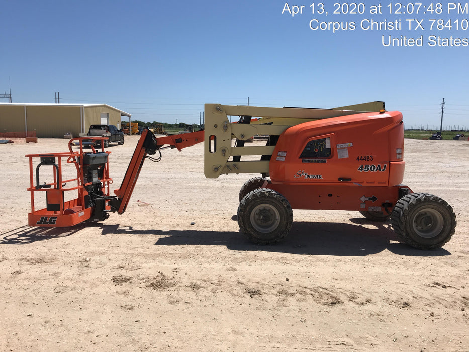 2019 JLG 450AJ