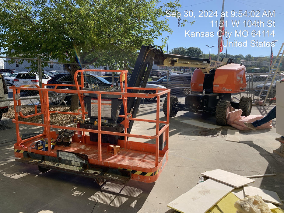 2019 JLG 660SJ