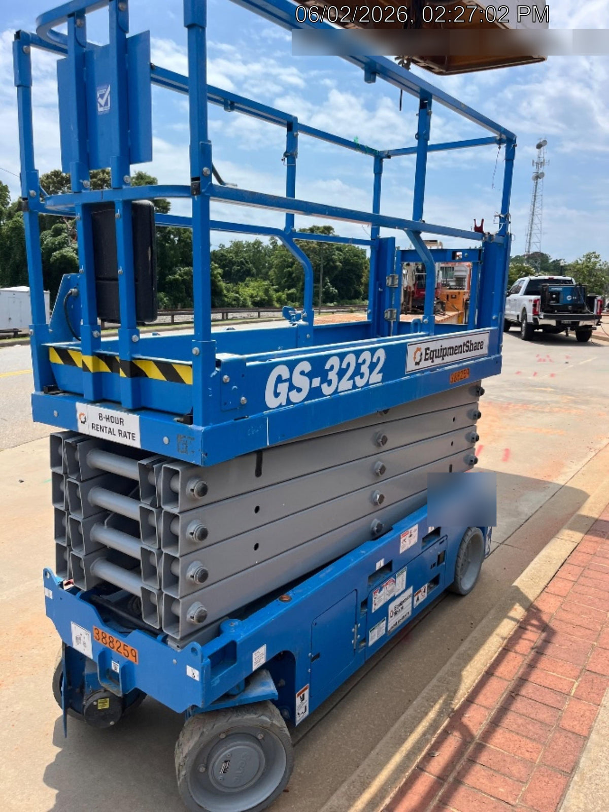 2024 GENIE GS-3232