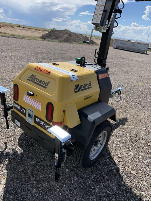 2022 Allmand NLV3GR (4) LED Light Fixture 350W, 23' Vertical Mast, 3kW Prime, Towable, ES Decals, T3