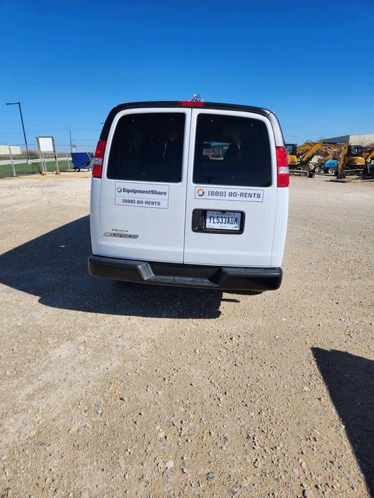 2023 CHEVROLET Express Van - Rental