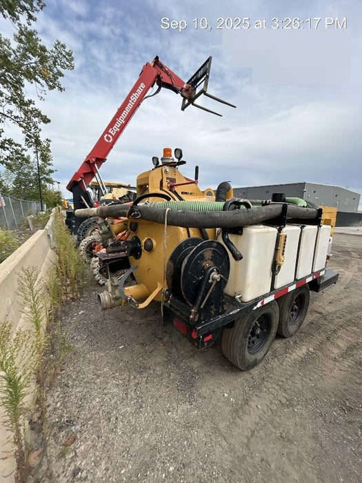2023 Vac-Tron LP573XDT T4 Koehler Diesel Engine, 500 Gallon Debris Tank, x2 100 Gallon Water Tanks