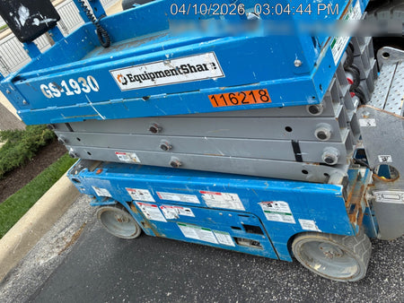 2020 Genie GS-1930 Solid Non Marking Tires, Beacon, Folding rails with half height swing gate