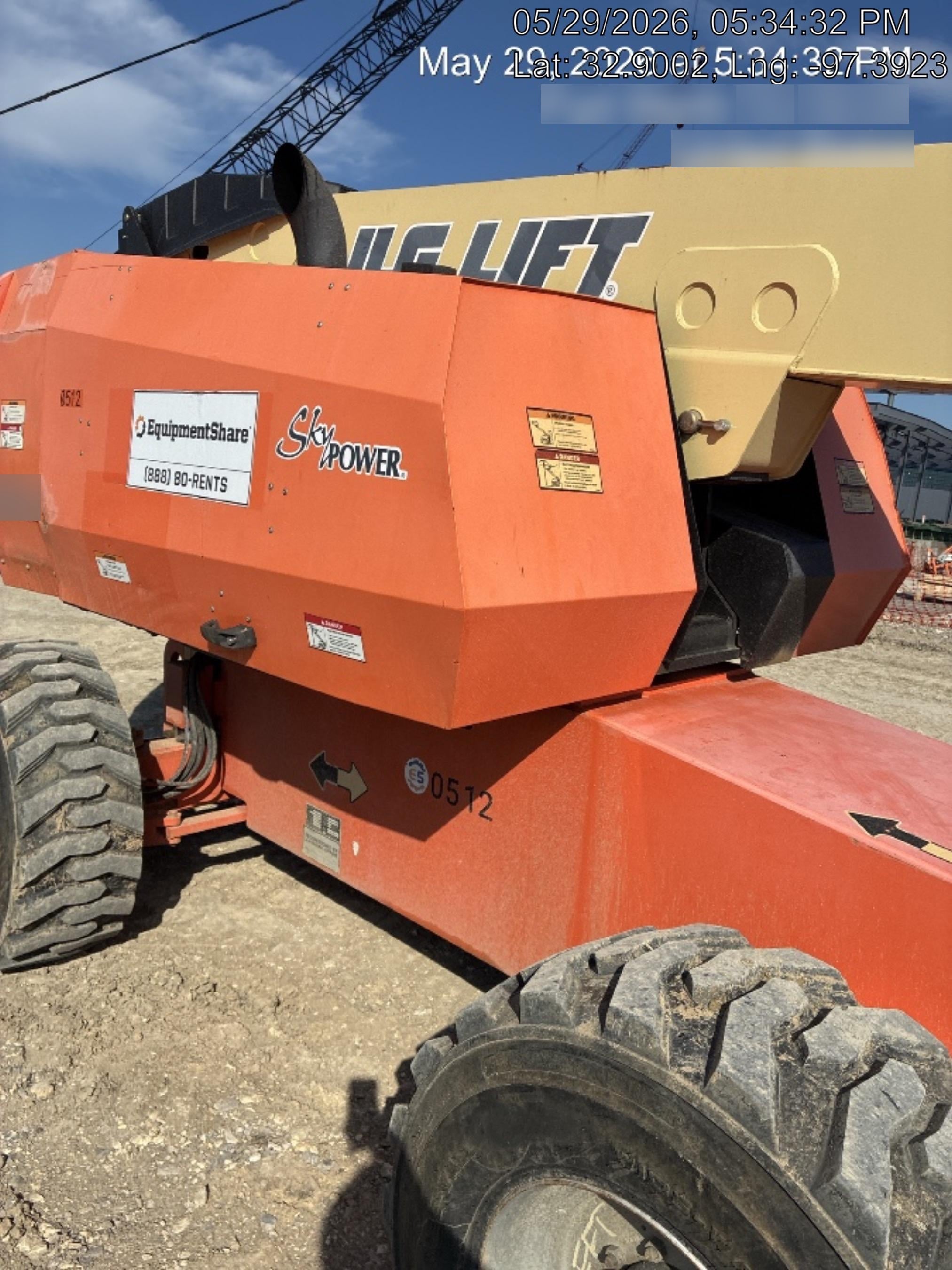 2004 JLG 660SJ