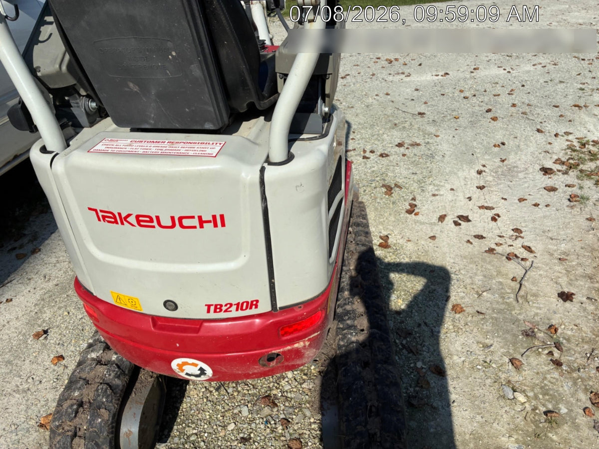 2022 TAKEUCHI TB210R