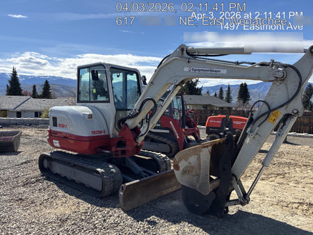 2024 TAKEUCHI TB250-2CR