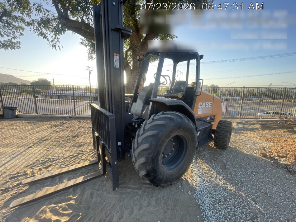 2023 CASE 588H