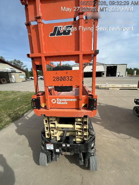 2022 JLG ES1932