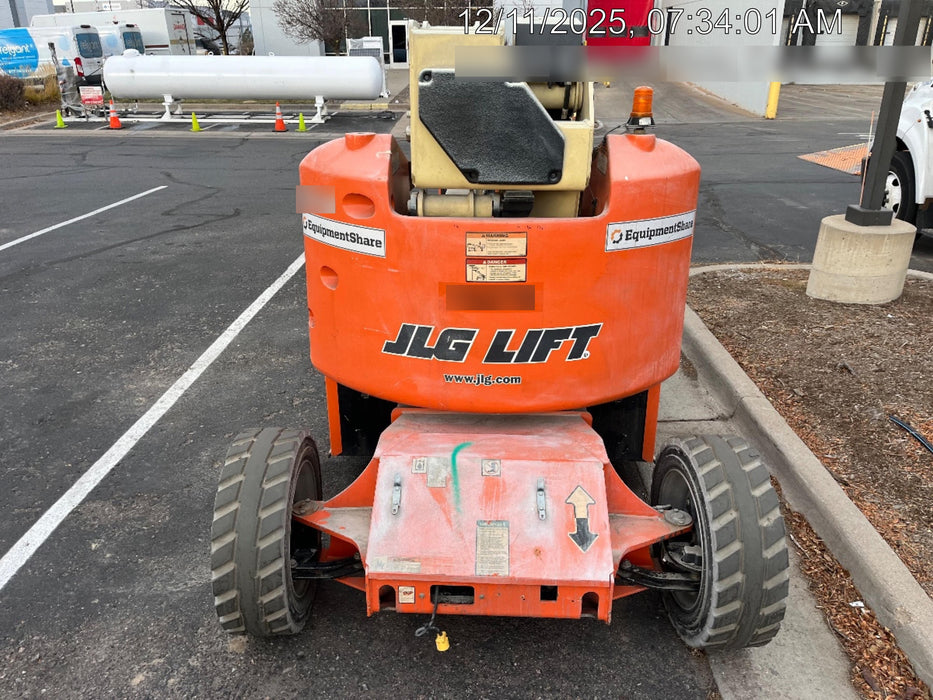 2019 JLG E450AJ