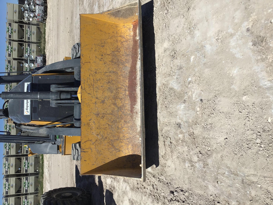 2019 John Deere 310LEP 4WD, Canopy, Standard dipper, ISO Controls, Rear Auxiliary Hydraulics w/Manual QC, Buckets: 12”, 18”, and 24”