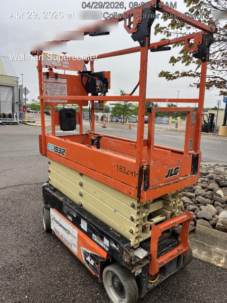 2021 JLG ES1932