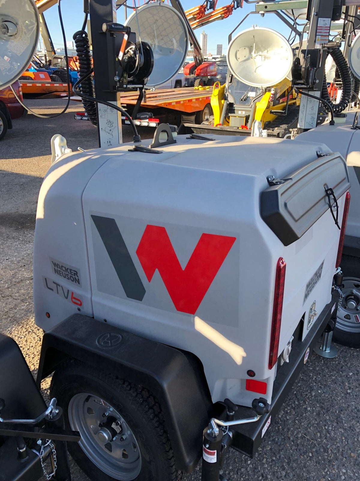 Wacker Neuson LTV6K-MH Wacker Neuson LTV6K Mobile Light Tower w/Fuel Level Sensor Installed