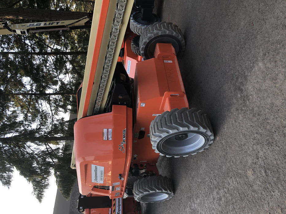 2019 JLG 600S 4WD