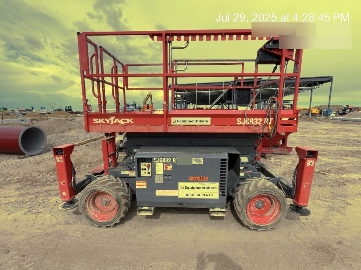 2021 SKYJACK SJ6832 RT