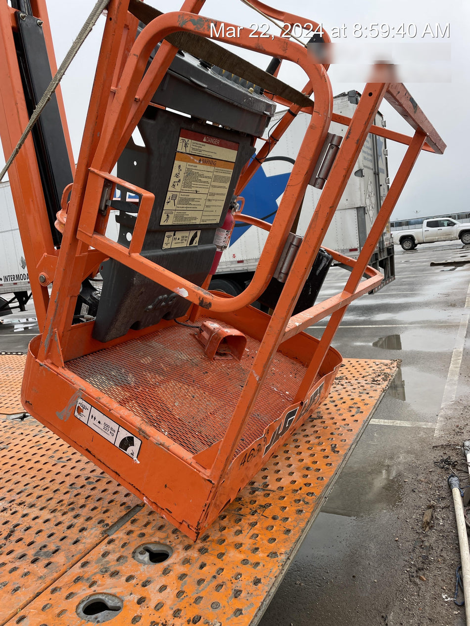 2019 JLG E300AJP