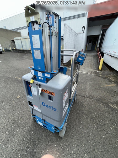 2021 GENIE GR-20