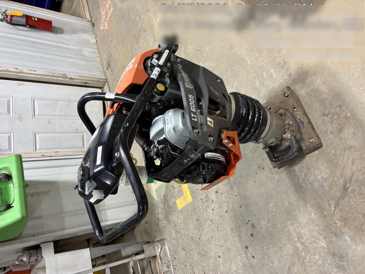 2025 HUSQVARNA LT6005