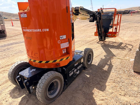 2026 JLG E300AJP