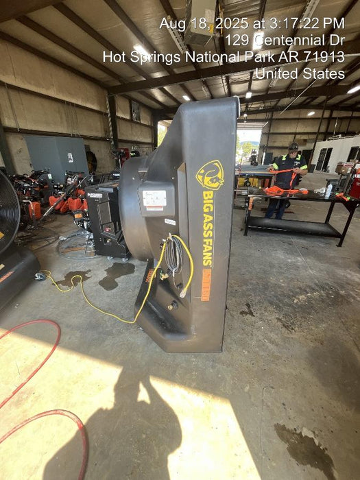 2025 BIG ASS FANS Cool Space 400