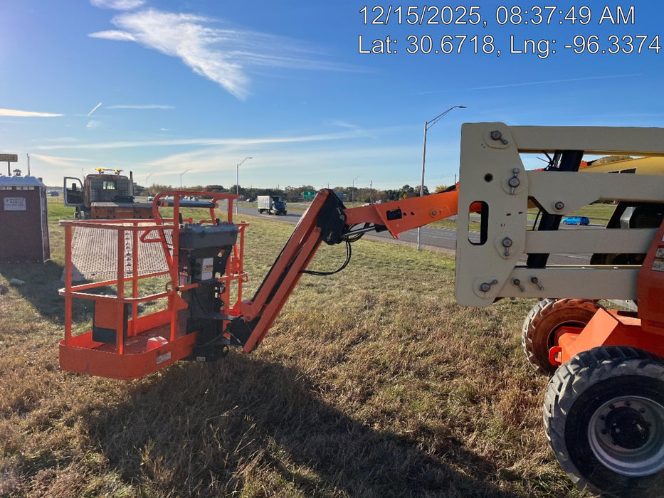 2019 JLG 450AJ